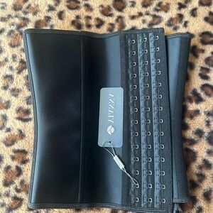 Waist Trainer